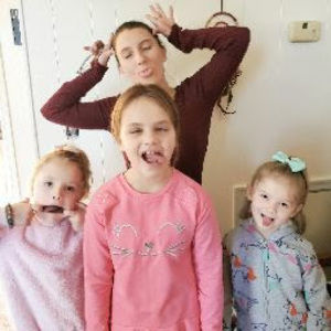 Meet your Posher, Leilana